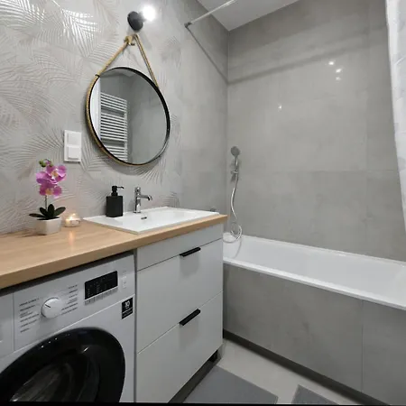 Apartment Break Z Wspolna Kuchnia I Lazienka *